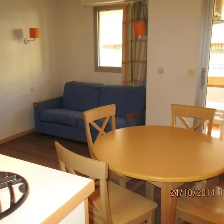 Moderne Avec Balcon - Saint-raphael - 25 M² - Parking Saint-Raphaël