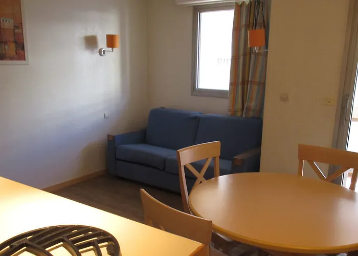 Апартаменты Moderne Avec Balcon - Saint-raphael - 25 M² - Parking *