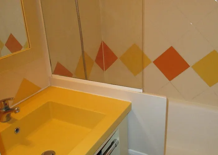 Апартаменты Moderne Avec Balcon - Saint-raphael - 25 M² - Parking *