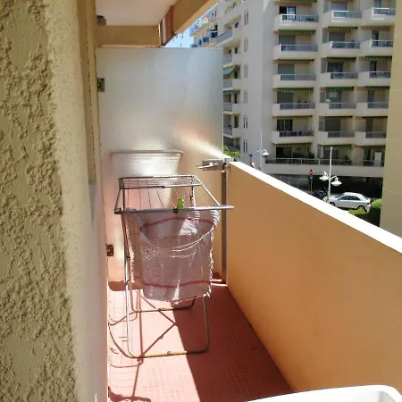 Moderne Avec Balcon - Saint-raphael - 25 M² - Parking Saint-Raphaël