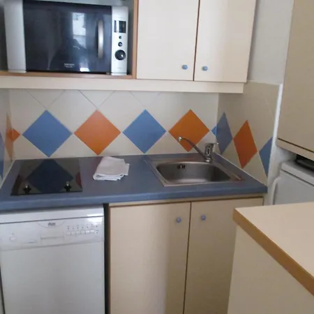 Apartmán Moderne Avec Balcon - Saint-raphael - 25 M² - Parking Saint-Raphaël