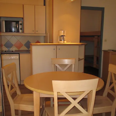 Moderne Avec Balcon - Raphael - 25 M² - Parking * Saint-Raphael (Var)